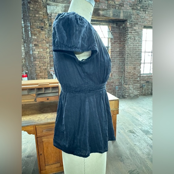 HD in Paris Top - Picture 4 of 5